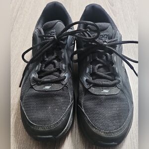 Mens Skechers GO Run Consistent 2.0 sneakers black size 9